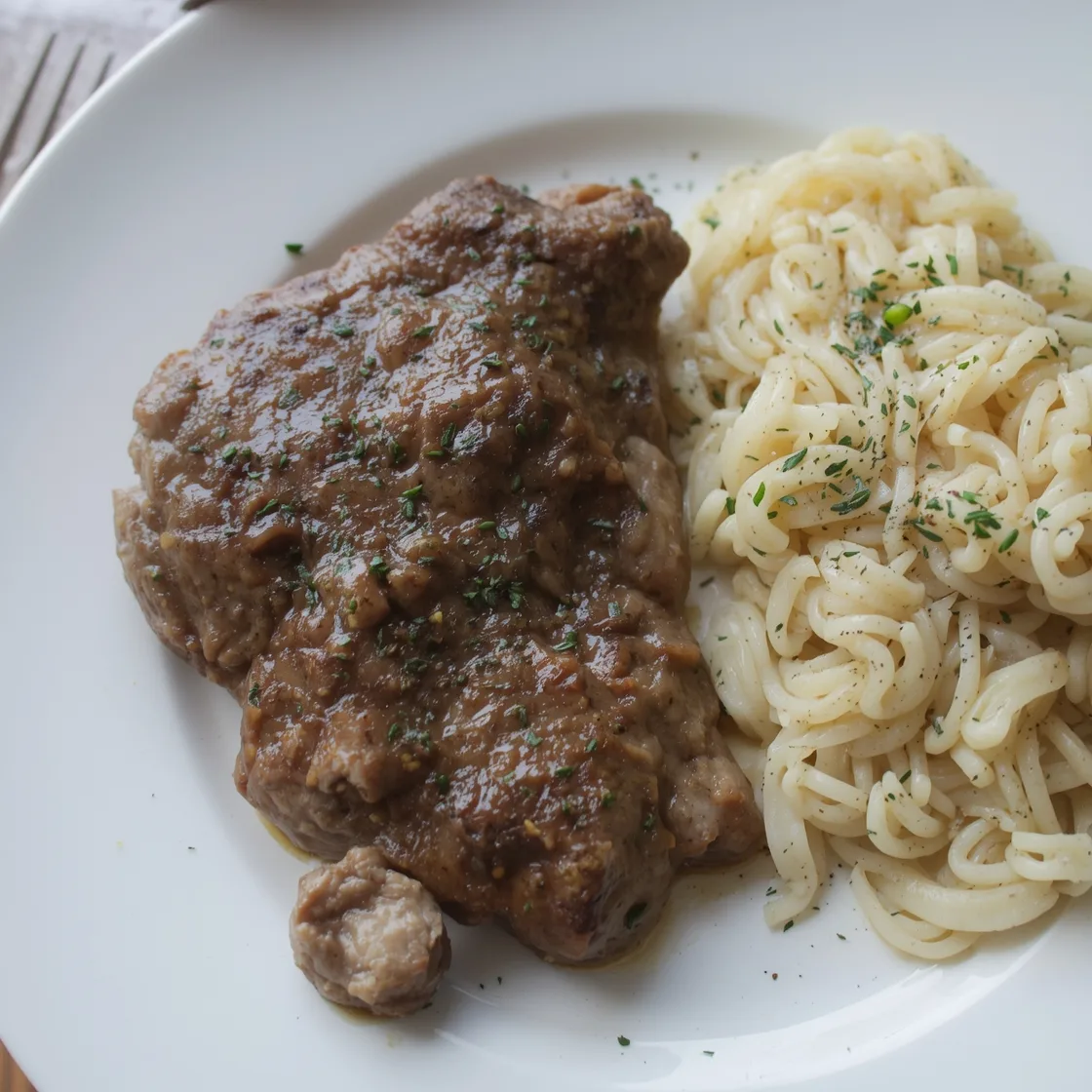 Salisbury Steak – Easy, Juicy & Well-Seasoned (2025 Comfort Classic)